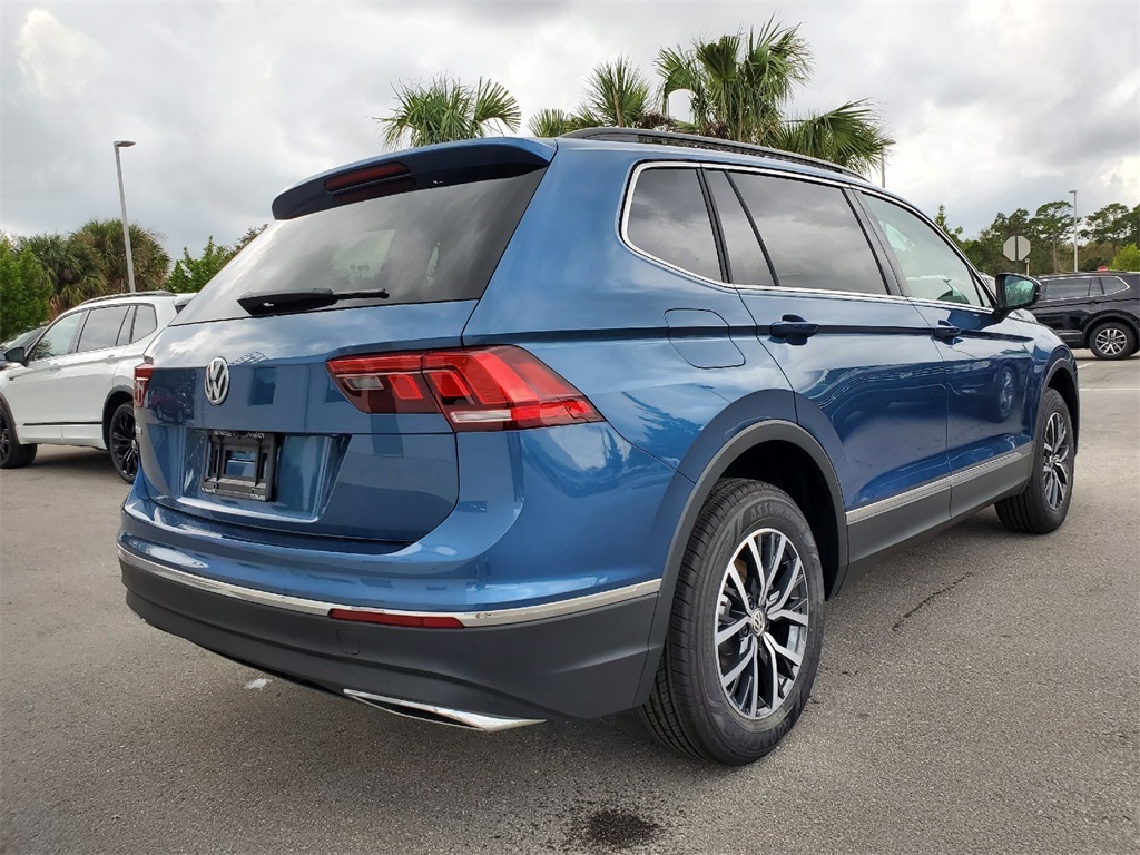 New 2020 Volkswagen Tiguan SE FWD 4D Sport Utility