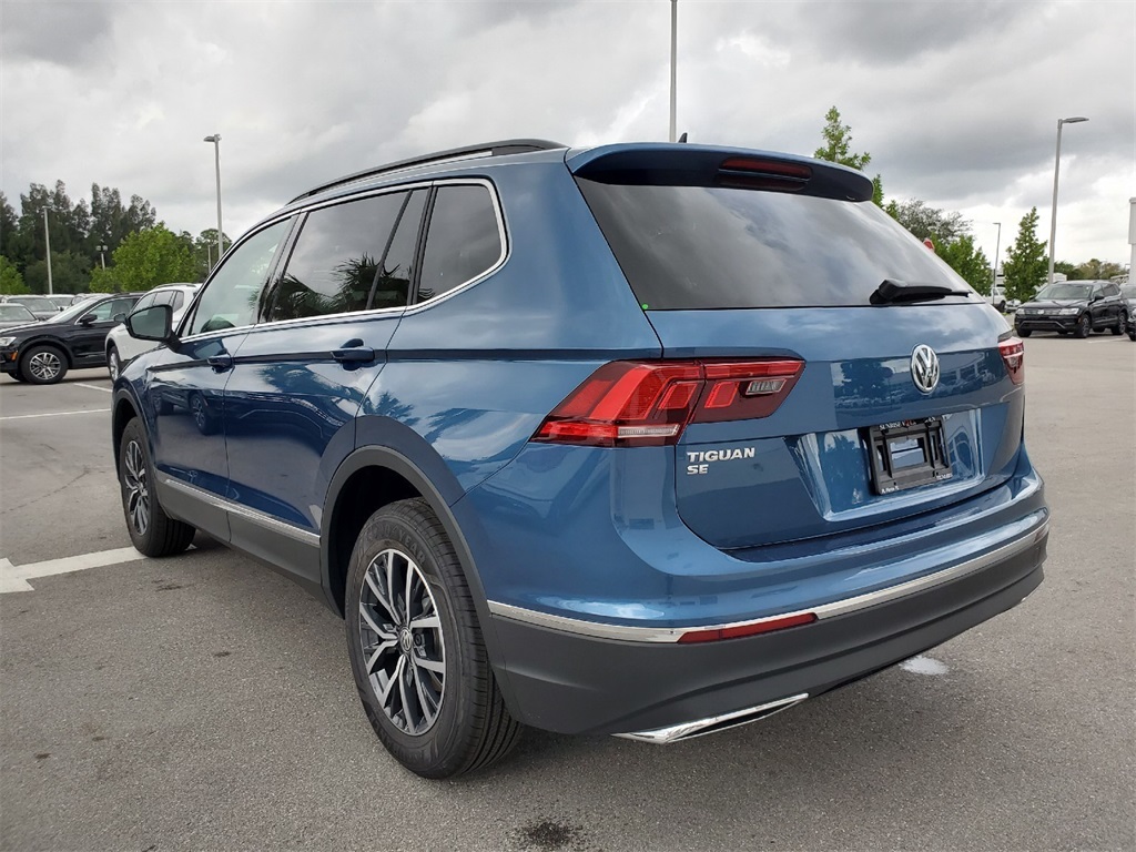 New 2020 Volkswagen Tiguan SE FWD 4D Sport Utility